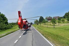 Über die schweiz sind in der nacht auf samstag schwere unwetter hinweggefegt. Y6wycnrjdtoem