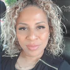 The Kira Shoulder bag is ready for fall Our classic shoulder bag in pebbled  leather, with brushed gold hardware and a beveled double 'T' Shop now  http://torybur.ch/kira