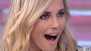 Tatá werneck se emociona em live com chiquinha, de chaves: Qjqamijjvinvam