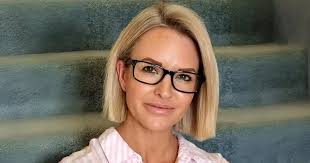 Sarah Ahern's Instagram, Twitter & Facebook