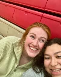 Elizabeth Rayl's Instagram, Twitter & Facebook