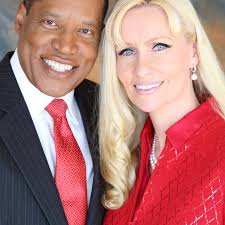 Larry Elder's ex-fiancee emerges as leading critic, with gun allegation,  other claims