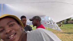 Vlogging in The Hood of Alexandra