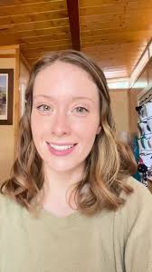 ✨ Meet Caitlyn Collins, the heart behind our ‘Sow, Grow, Connect’ teen  therapy group! Caitlyn uses nature-based and expressive arts therapies to  help teens find their voice and build connections. ...