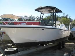 Boats for fishing and boats for fun, brands like grady white, boston whaler, carolina skiff, bayliner, & stratos. 1977 Mako 22 Center Console Stuart Florida Boats Com Center Console Boats Center Console Fishing Boats Bay Boats