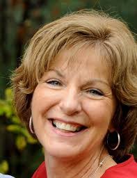 Nancy Vanetten's Instagram, Twitter & Facebook