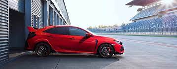 Yüksek süratlere kolayca çıkabilen civic type r'ın 20 jantları ile uyumlu geniş lastikleri, yol tutuşunu artırıp en iyi sürüş keyfini yaşamanızı sağlıyor. Honda Civic Type R Infos Preise Alternativen Autoscout24