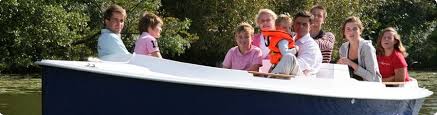 Ruban Vert Location De Bateaux Sans Permis Ruban Vert Location De Bateaux Sans Permis Permis Bateau Bateaux Location Bateau