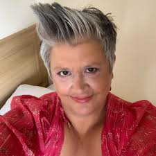 Has anyone lost a little kitten about 12 weeks old horsegrove hill  Bernard's hill area