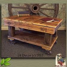 Here is another wonderful pallet wood coffee table with wheels such a rustic style and giving enthralling look to embellish your room and you can entertain your guests with tea, coffee etc and it is such an attractive looking product that anyone would love to have it at their home. 11 Pallet Coffee Tables With Caster Wheels Ideas Pallet Furniture Pallet Diy Decor