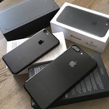 Maybe you would like to learn more about one of these? 19 5k Likes 247 Comments Anil Arjandas Anilarjandas On Instagram Black Vs Jet Black Apple Iphone Accessories Iphone Case Fashion Apple Smartphone