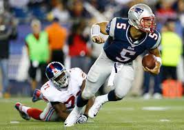 He will sign a contract with the new england patriots, a person with knowledge of the situation confirmed monday. Tim Tebow Cut By The New England Patriots Report New York Daily News