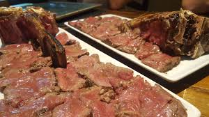 La tagliata con patate è un secondo piatto completo di contorno semplice da preparare. Tagliata Di Manzo Mangiare Bene