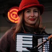 Helen Maher (@HelenMaherMusic)