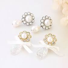 お花のようなフォルムのピアスジャケットで作る 正統派のウェディングピアス ピアス スタッドイヤリング ウェディング