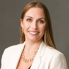 Amanda Kison's Instagram, Twitter & Facebook