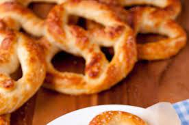 27 Perfect Ways To Eat Pretzels