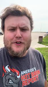 The Hot Barn Report (@americashbr)’s video of the report movie