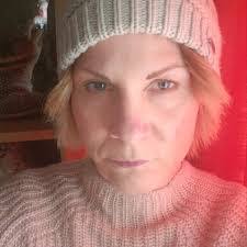 Lorrie Good's Instagram, Twitter & Facebook