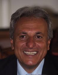 Il Tribunale penale di Reggio Calabria ha assolto con formula piena l'ex  sindaco della città, Demetrio Arena, dai reati di abuso d'ufficio e falso  in atto pubblico