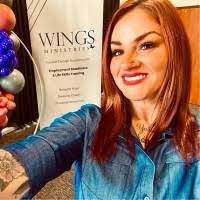 Erin Calvert's Instagram, Twitter & Facebook