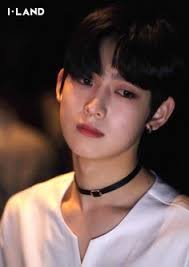 Let's check, how rich is. 280 Ide Sunoo I Land Di 2021 Wajah Meme Suami Background Hitam Polos