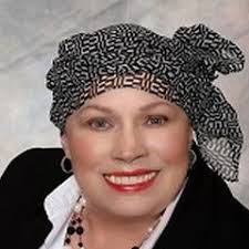 Kay Cruz's Instagram, Twitter & Facebook