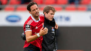 Ich bin der überzeugung, dass gerade jetzt jeder von uns im sinne der gesellschaft einen schritt nach hinten. Dritter Kreuzbandriss Unterhachings Welzmuller Wieder Im Pech Kicker