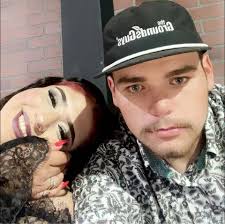 i need big dental work done.(multiple cavities and rotting teeth) but i  have no insurance or alot of funds. any recommendations ??