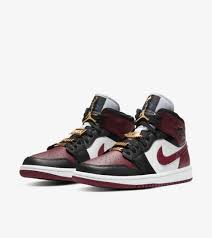 Acești pantofi sport deosebiți confecționați din materiale de calitate excelentă asigură un confort demn de un adevărat decizia îți aparține! Women S Air Jordan 1 Mid Dark Beetroot Release Date Nike Snkrs In