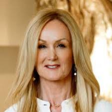 Lara Goodwin's Instagram, Twitter & Facebook