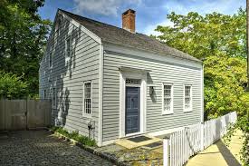 16 Jefferson St Sag Harbor Ny 11963 Mls 106960 Zillow Colonial House Real Estate Zillow