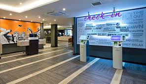 I enjoyed my time at premier inn but what is disgust and agreed at the interview is not how it works out the people are nice but it does not work around. Chesterfield Hotel Im Stadtzentrum Premier Inn
