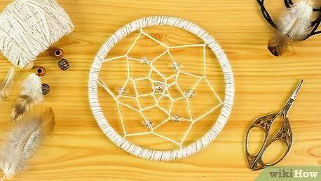How To Make a Dreamcatcher: Easy 4-Part Guide With Videos