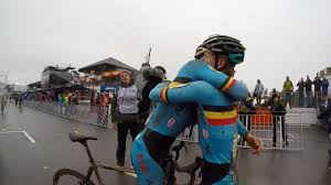 Dit wk wordt georganiseerd op een parcours in oostende (belgië). Student Eli Iserbyt Is Wereldkampioen Veldrijden Bij De Beloften Youtube