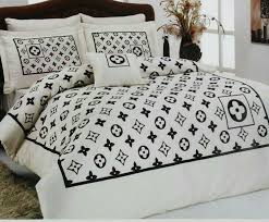 Pin By Gihane Wahdan On Louis Vuitton Bed Linens Luxury Designer Bed Sheets Luxury Bedding