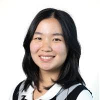 Sarah Guo's Instagram, Twitter & Facebook