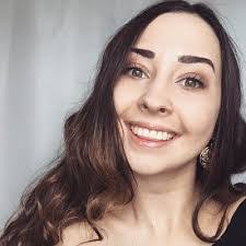 Danielle Tilley's Instagram, Twitter & Facebook