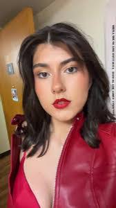 Caroline Mcmahon's Instagram, Twitter & Facebook