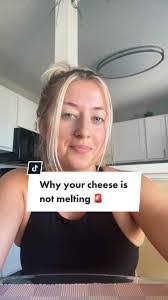 Shelley Dunham's Instagram, Twitter & Facebook