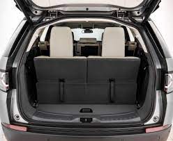 With unique bumpers, wheels and rear from the doors to hidden compartments, there is a place for everything in land rover discovery. Essai Video Land Rover Discovery Sport La Machine A Tout Faire