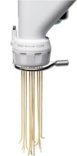 This pasta press is ideal for crafting delicious bucatini, rigatoni, spaghetti, fusilli, and two types of macaroni. Kitchenaid 5kpexta Pasta Shape Press Metal Frame White Amazon Co Uk Home Kitchen