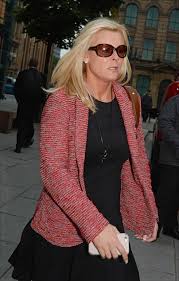 Stephen hendry had at least 1 relationship in the past. Who Is Stephen Hendry How Old Is The Snooker Legend And Who Is His Current Girlfriend