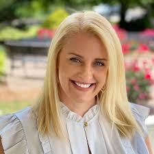 Dorothy Scarbrough's Instagram, Twitter & Facebook