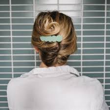 How clean does my hair need to be when french twisting? 3 Minute Hairstyles How To Do A Modern French Twist The Effortless Chic