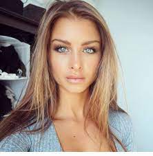 Subtle Makeup For Blue Eyes Blonde Highlights Coolladies Net Hair Colors For Blue Eyes Blonde Hair Blue Eyes Female Brown Hair Blue Eyes