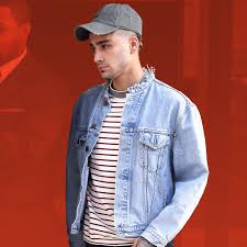 Zayn Malik's Denim Jacket is a Style Hack for Slimmer Dudes