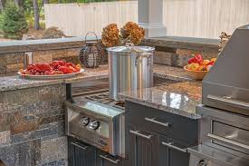 best outdoor kitchen appliances you need