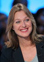 Valerie Pascal's Instagram, Twitter & Facebook