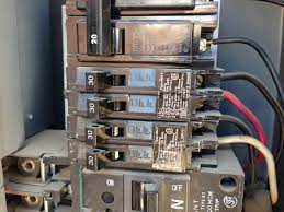 I have never seen a four pole circuit breaker. Using A 30 Amp Tandem Circuit Breaker For A 120 240v Circuit Home Improvement Stack Exchange